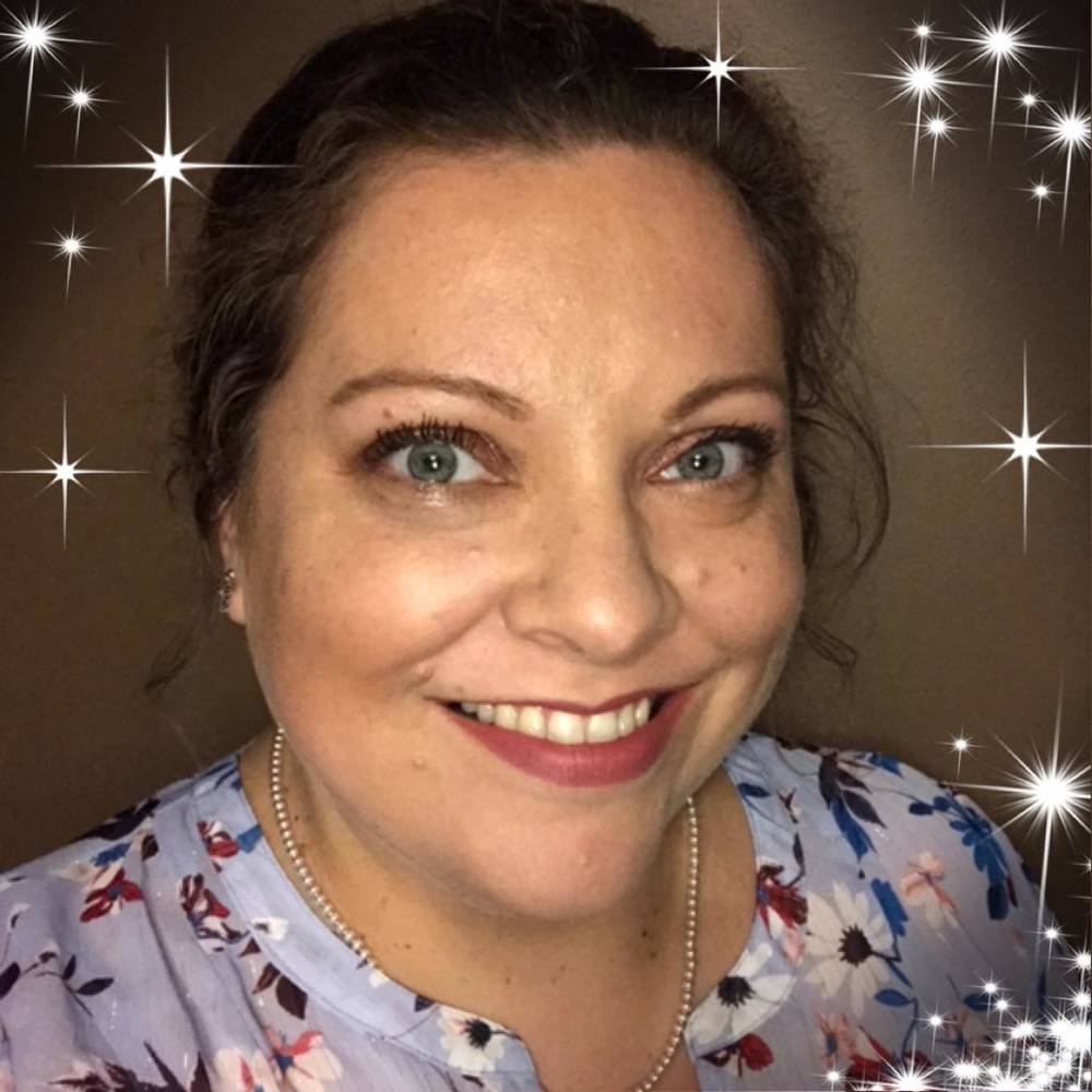 Meet your Posher, Marianne